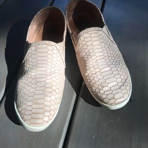 Joie Kidmore slip on sneaker